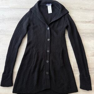 Patagonia Women’s Black Merino Wool knit  Cardigan Sweater XS